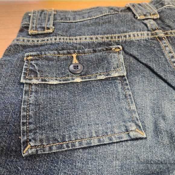 American Eagle 4 denim shorts - Picture 2 of 5